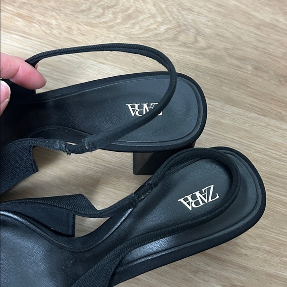 Zara Black Pointed Slingback Heels - Picture 3 of 5